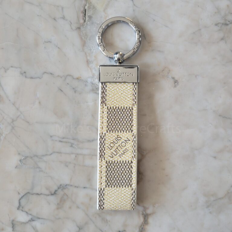 Keychain White Grid Leather Keychain