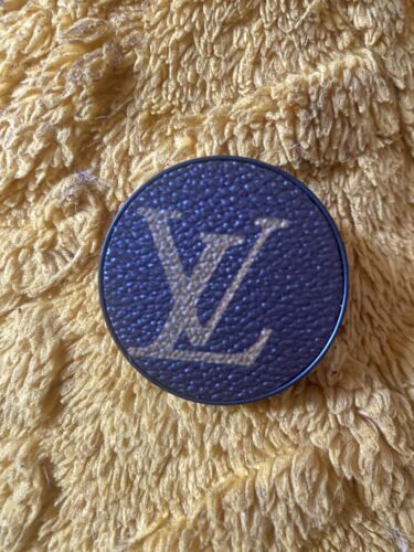 Click to view full screen Brown Monogram Pop-Socket photo review